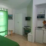 Gullo Capo Vaticano Гостевой дом 3*