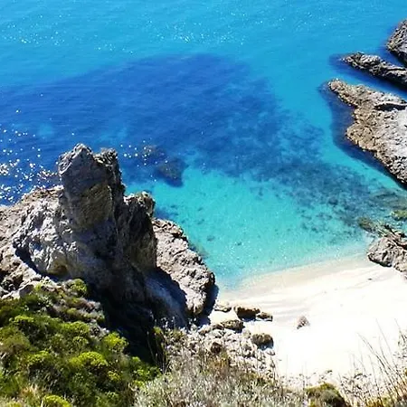 ゲストハウス Gullo Capo Vaticano 3*