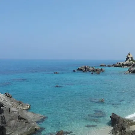 Gullo Capo Vaticano ゲストハウス 3*