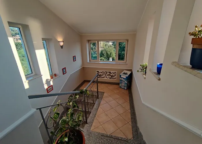 Gullo Capo Vaticano 招待所 3*