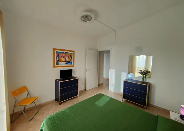 Gullo Capo Vaticano 3*