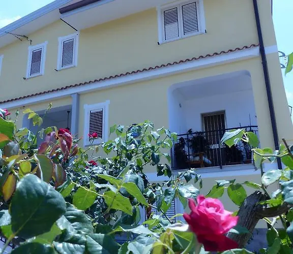 Gullo Capo Vaticano בית הארחה ריקאדי