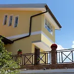 Konukevi Gullo Capo Vaticano