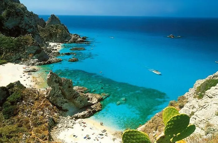 Gullo Capo Vaticano 3*